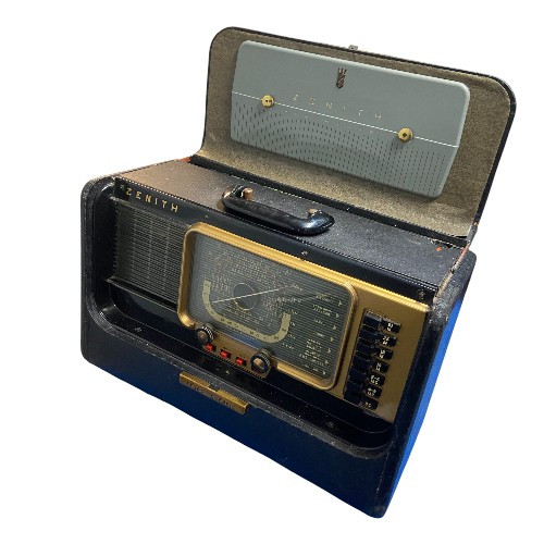 Vintage Trans-Oceanic Model H500 Magnetwave Radio