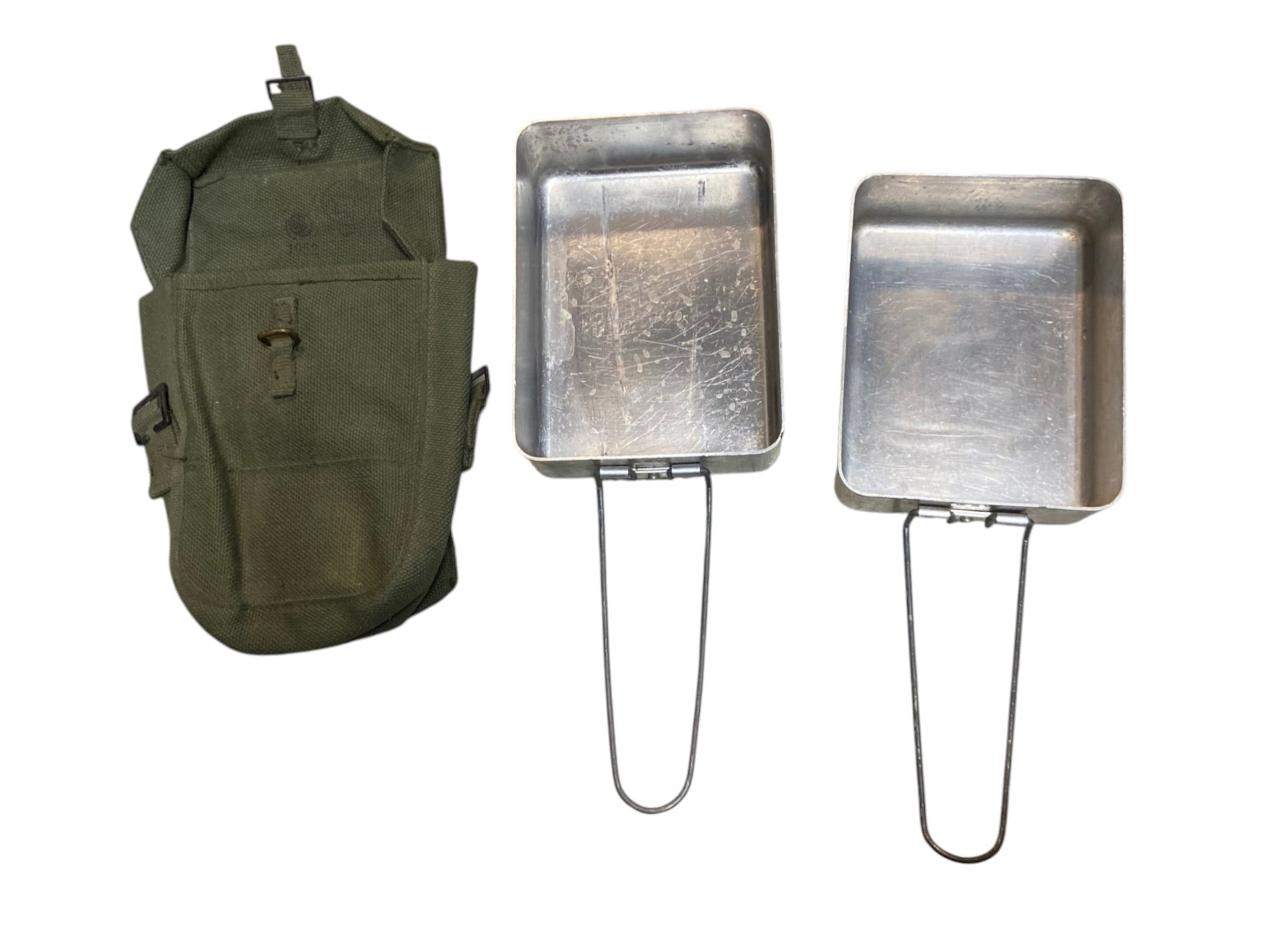 Canadian Armed Forces Mess Tin W/ 51' Pattern Mess Tin Pouch