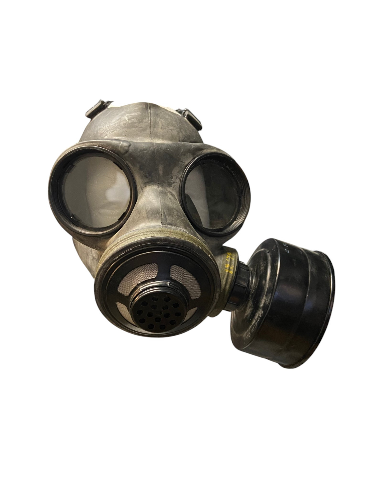 Canadian Armed Forces C3/M69 Gas Mask W/ Filter - Large