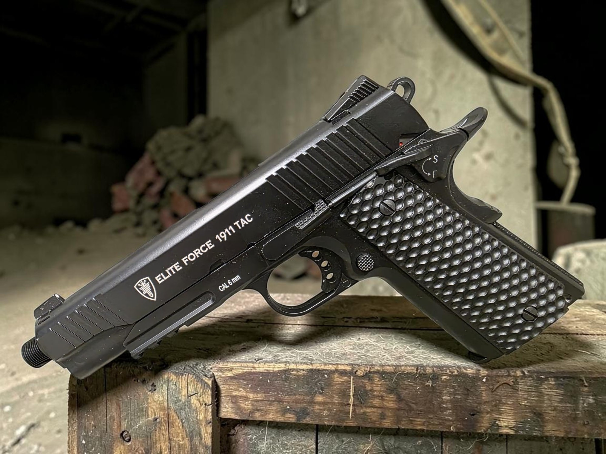 Elite Force Full Metal 1911 Tactical CO2 Airsoft Gas Blowback Pistol - USEDⓈ