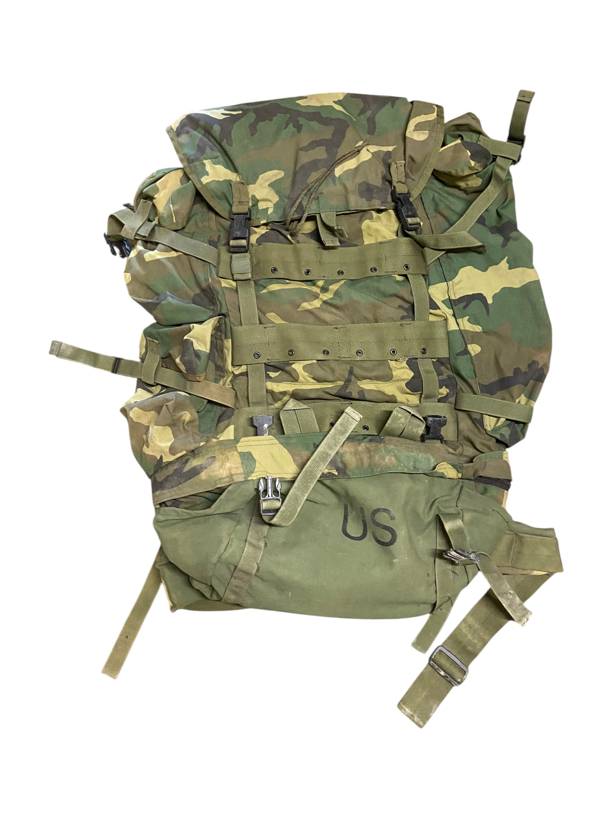 U.S. Armed Forces CFP-90 Pack W/ Straps Assembly
