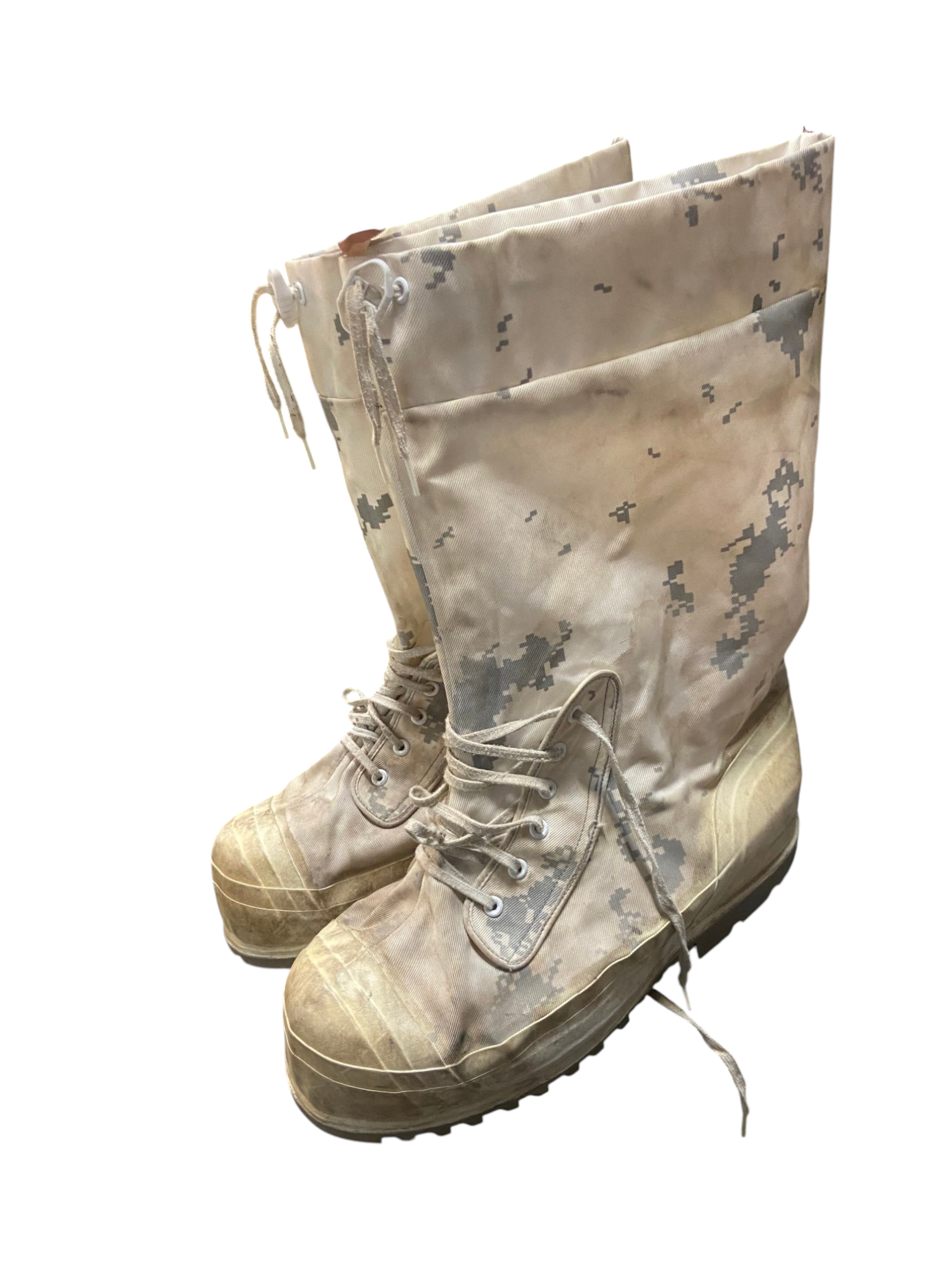 Canadian Armed Forces Interim CW Arctic Operation CADPAT Mukluks Shell  - 320/118