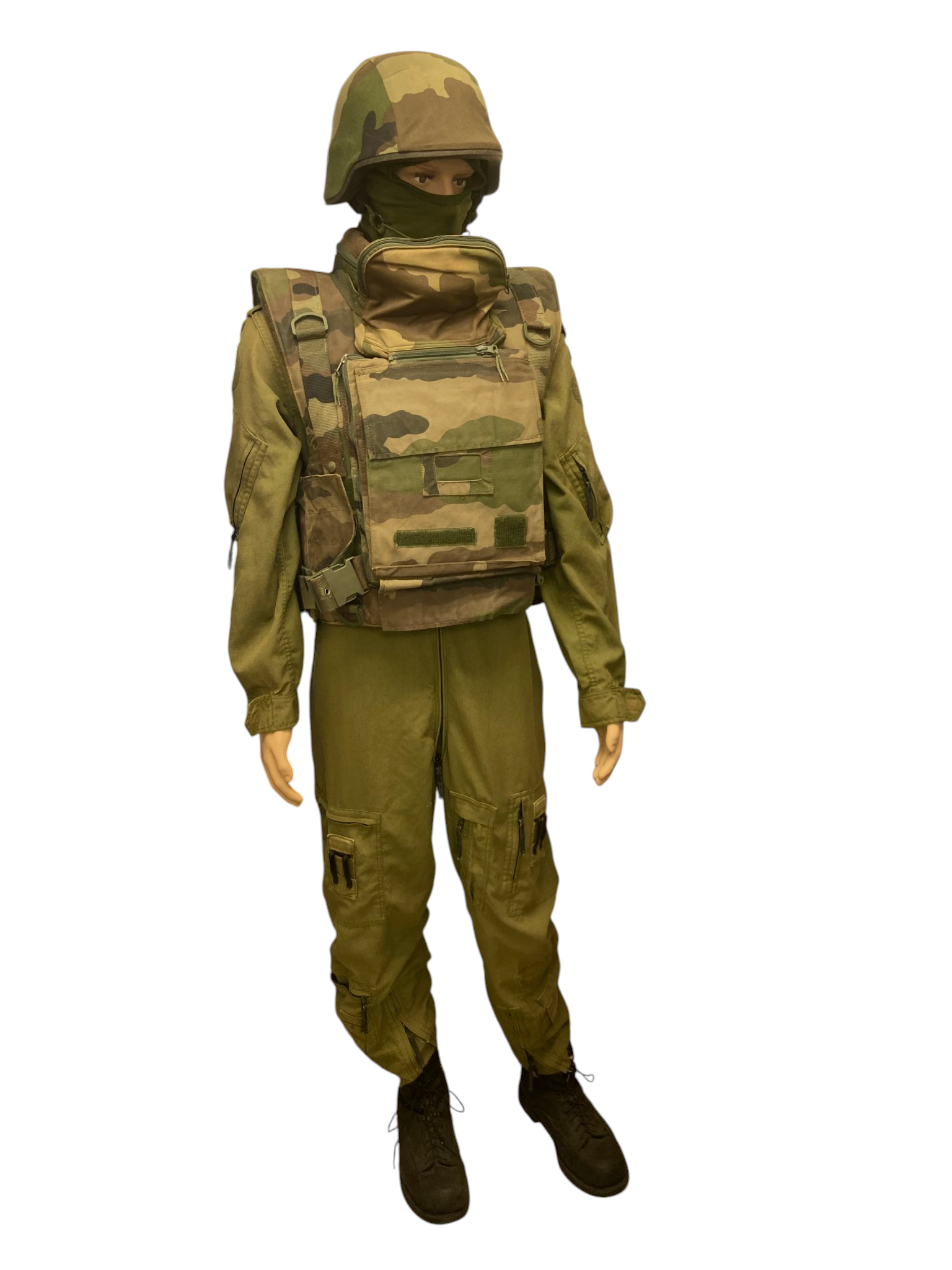 French Armed Forces CCE S3 Armor Vest W/ 2 Famas Mag Pouche & Training Helmet