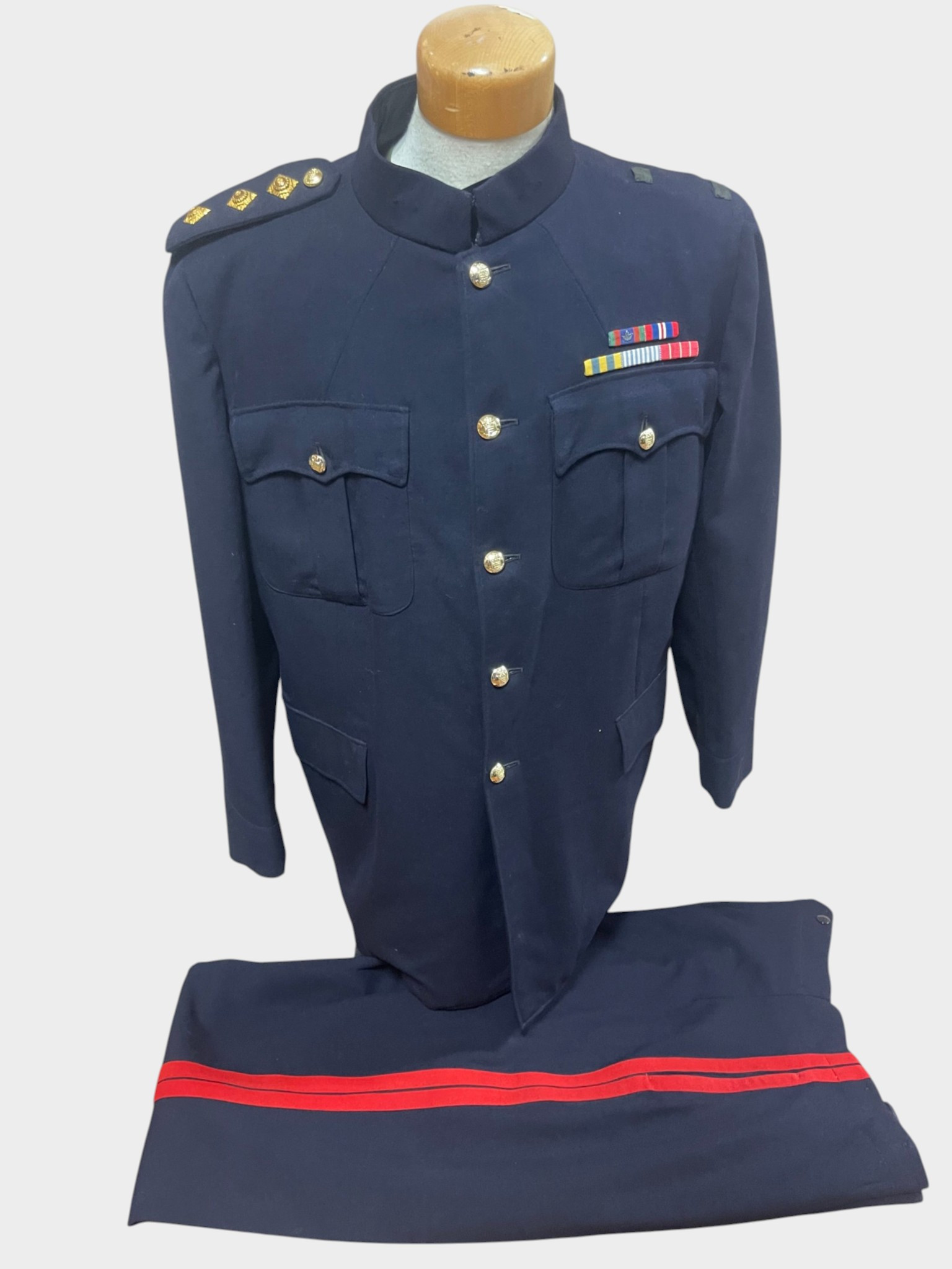 Canadian RCASC Service Tunic Post war Named and dated waste 44"