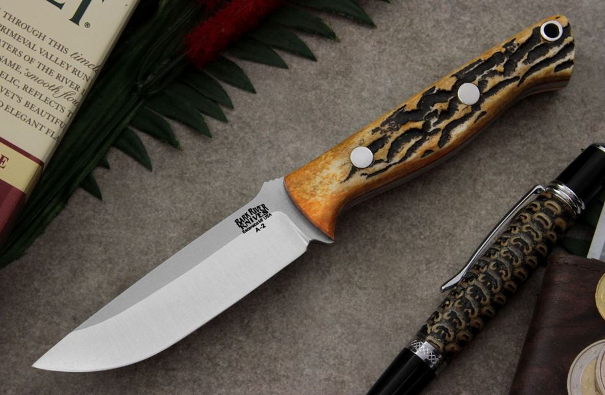 Bark River 007BAS Bravo EDC - Antique Stag Bone