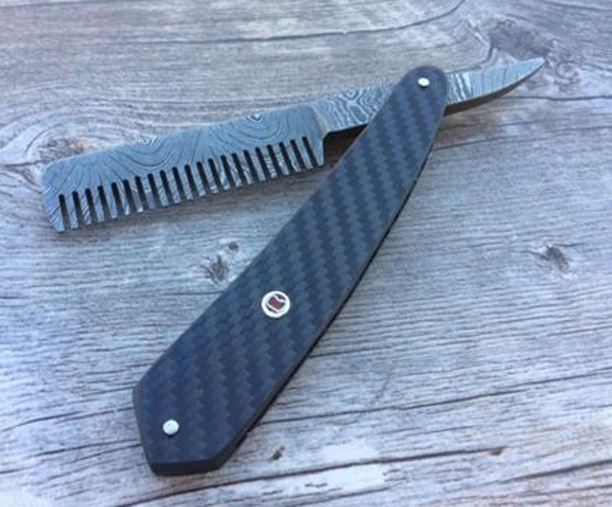 Bastion Pure Carbon Fiber Damascus Straight Razor Comb