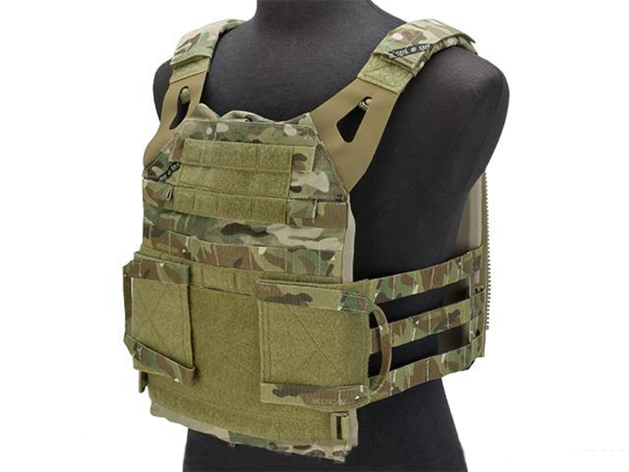 半額購入東京)CRYE PRECISION JPC　マルチカム　プレートキャリア 実物　サイズ：MEDIUM　JUMPABLE PLATE CARRIER パーツ