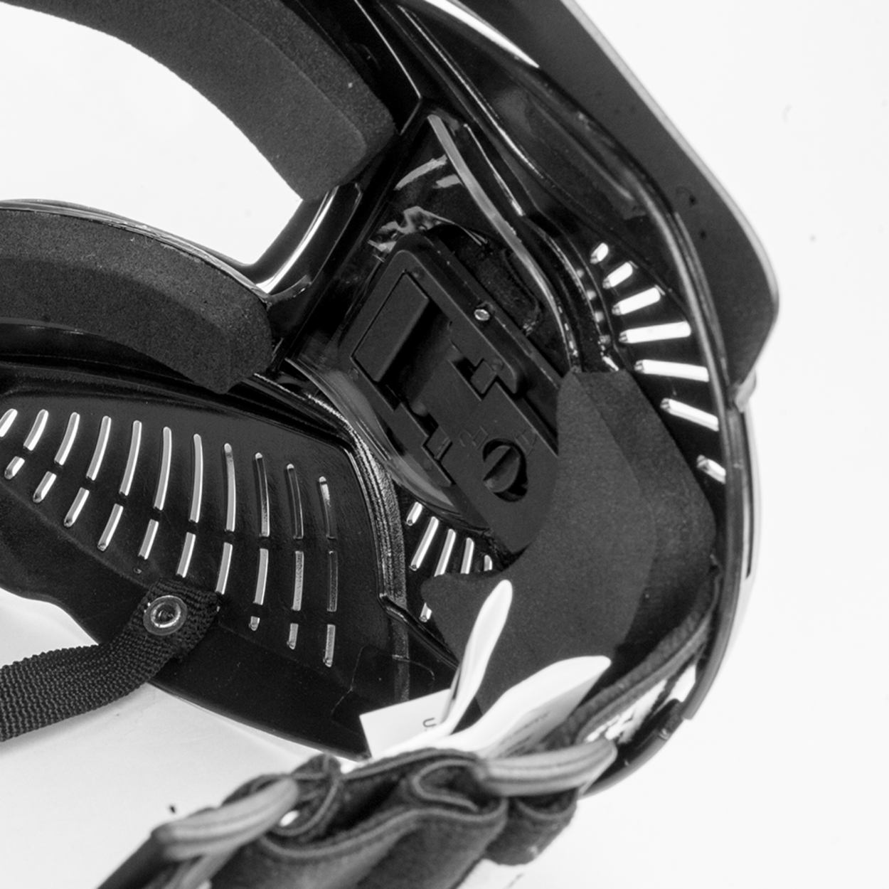 Valken MI-7 Thermal Mask - Hero Outdoors