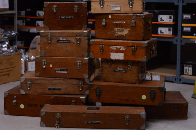 U.S. Armed Forces  Vintage Precision Instrument Case
