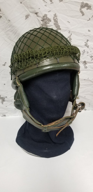 East German/Polish Paratrooper Helmet wz. 63 size 57 Cold War Bump Helmet