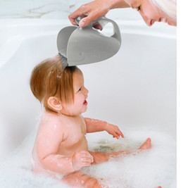 Moby Waterfall Bath Rinser