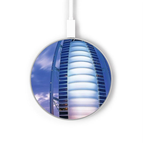 S0853 Dubai Surf Center Caricabatterie wireless da 15W, tipo C, per iPhone e Android, con luce LED S0853 Dubai Surf Center Caricabatterie wireless da 15W, tipo C, per iPhone e Android, con luce LED