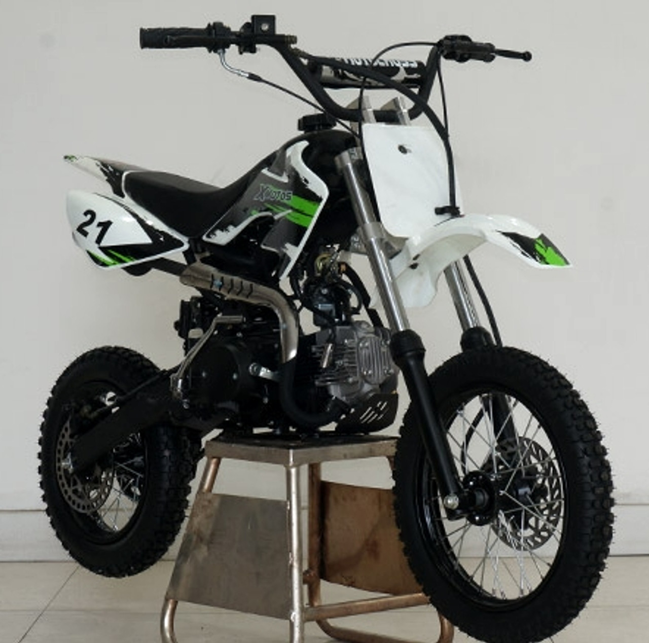 Motorcycle XMOTOS - XB87 125cc 4t 17/14 Color Green