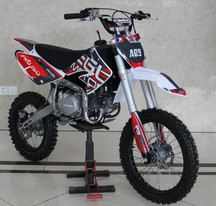 EGL 140 Pro X Dirt Bike, 140cc, Manual Clutch, C.A.R.B. Approved, Kick Start