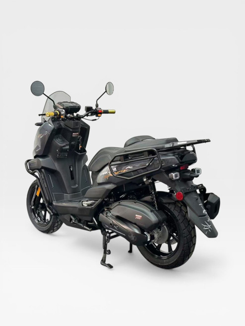 MC-184 200cc Fuel Injected Scooter Disc Brake