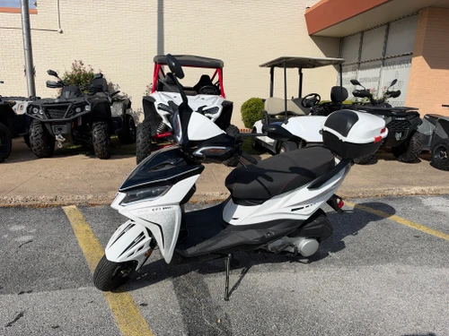 Display Model Vitacci Force 200 EFI Scooter, LED Lights, Alloy Wheels - Fully Assembled And Tested