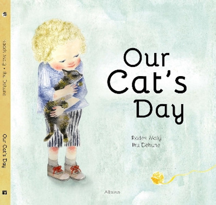 Our Cat's Day by Radek Maly 9788000067940
