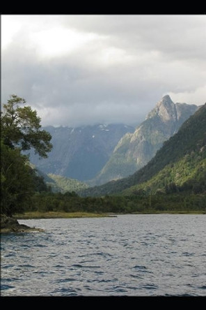 Ecosystem Management in the Great Lakes Region of Africa: Showcasing Lake Victoria and Serengeti Ecosystems by Furaha Lugoe 9781791513535