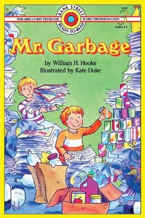 Mr. Garbage: Level 3 by William H Hooks 9781876966072