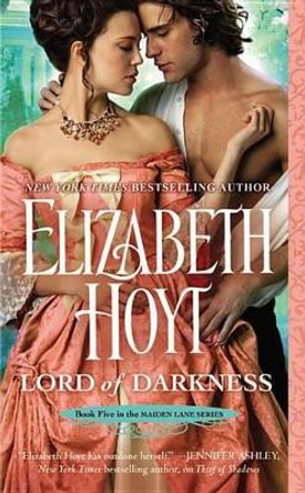 Lord of Darkness by Elizabeth Hoyt 9781455508303