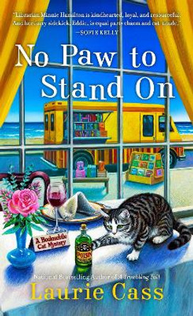 No Paw to Stand On Laurie Cass 9780593547441