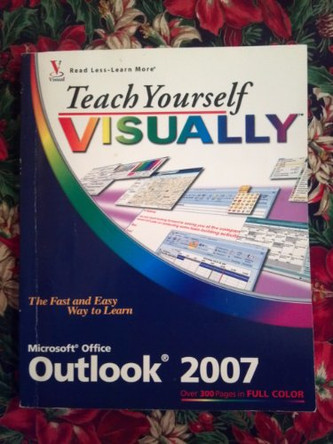 Teach Yourself VISUALLY Outlook 2007 by Kate Shoup 9780470171240 [USED COPY]