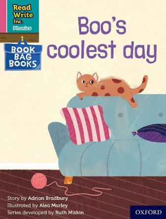 Read Write Inc. Phonics: Pink Set 3 Book Bag Book 10 Boo's coolest day by Adrian Bradbury
