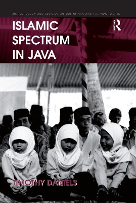 Islamic Spectrum in Java by Timothy Daniels 9780367882518