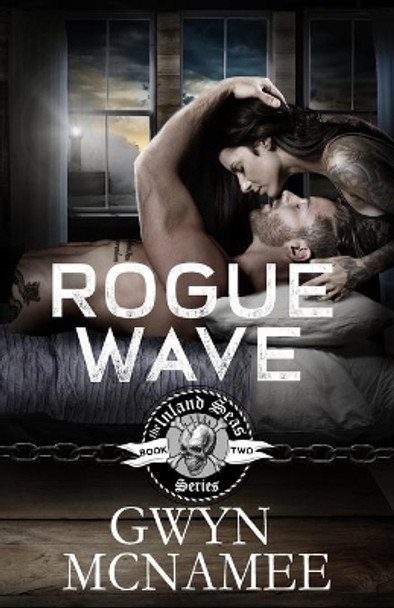 Rogue Wave by Gwyn McNamee 9780998018010