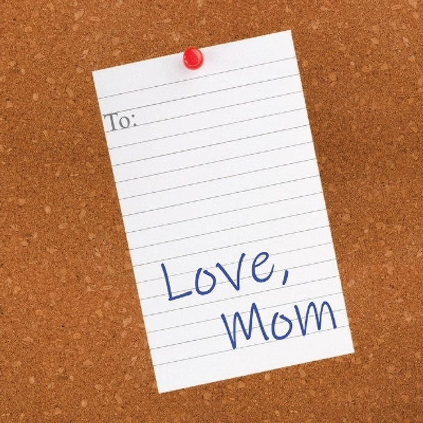 Love, Mom: A personal note of ever-lasting love by Mirabelle Grace 9798985893403