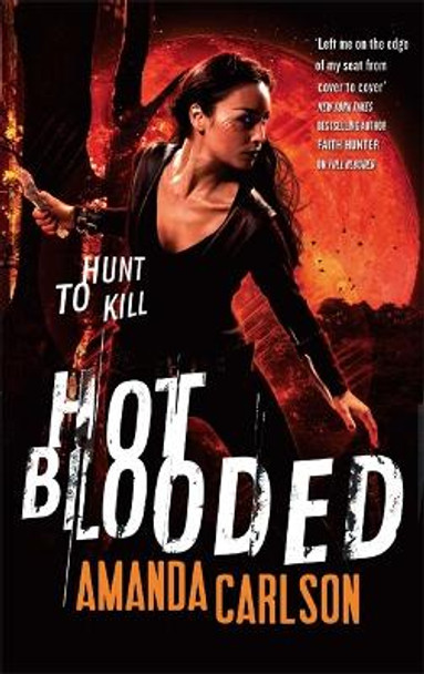 Hot Blooded: Book 2 in the Jessica McClain series by Amanda Carlson