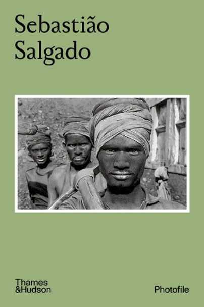 Sebastiao Salgado by  9780500410868