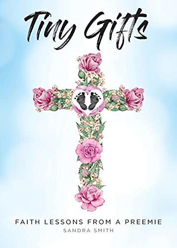 Tiny Gifts by Sandra Smith 9781636303383