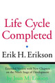 The Life Cycle Completed by Erik H. Erikson 9780393317725