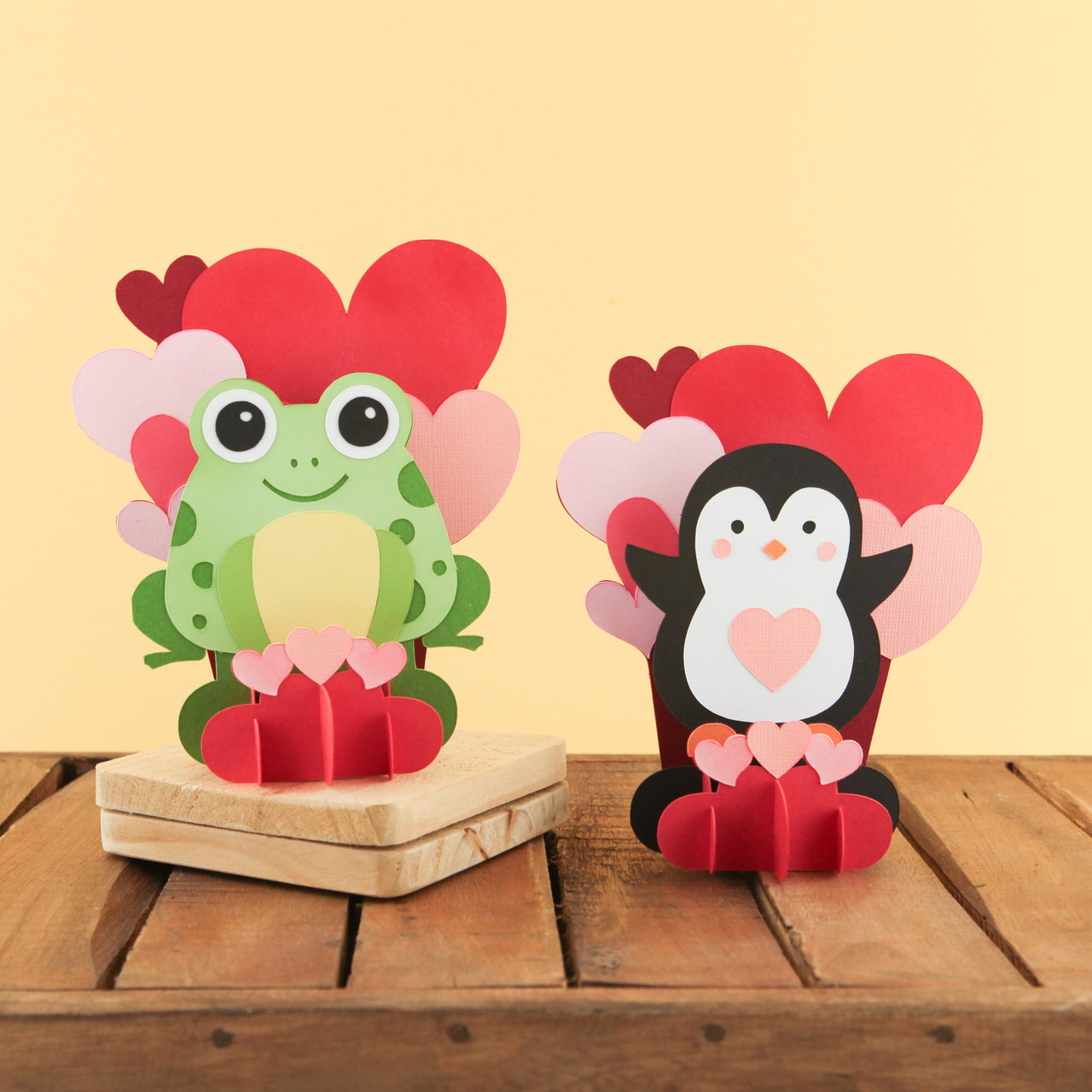 Grid Pop Up Card Valentine Frog - Lori Whitlock's SVG Shop