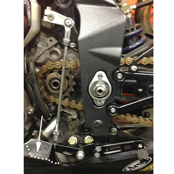(06-12)Triumph Daytona 675/R/Street Triple Rearsets - GP Shift w/QS Rod - RACE USE ONLY (No Side Stand)