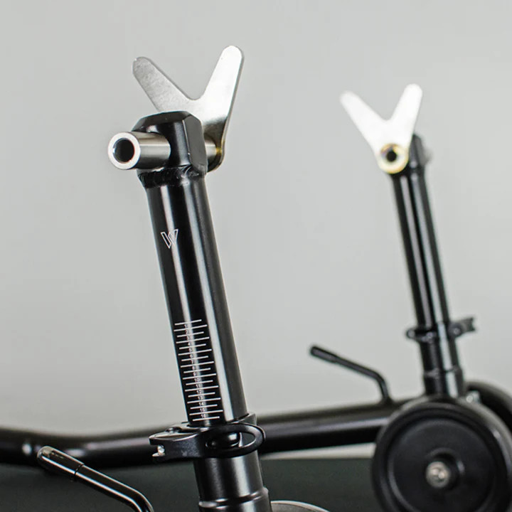 25-01051 Adjustable Rear Spool Stand
