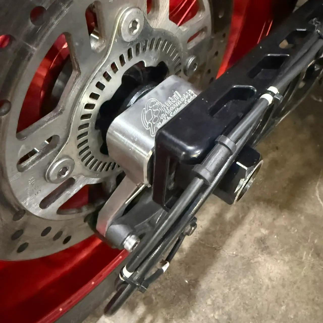 Lightweight Rear Caliper Hanger Kawasaki ZX-14R (06-25)