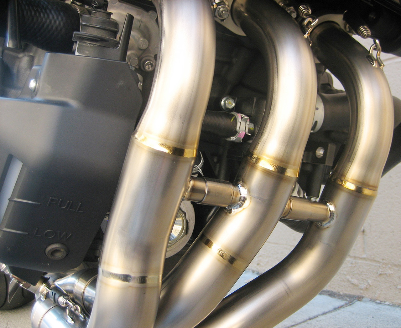 Graves Motorsports Yamaha FZ09 FJ09 MT-09 XSR900 Full Ti Exhaust System