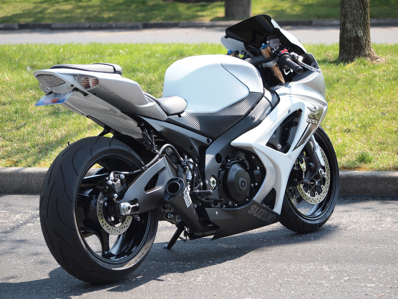 Alien Head Full System Black 14" Muffler GSX-R1000 (07-08)