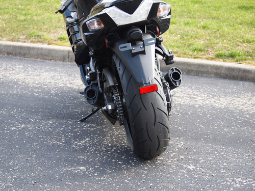 Dual Alien Head Slip-On System Black ZX-14R (12-24)