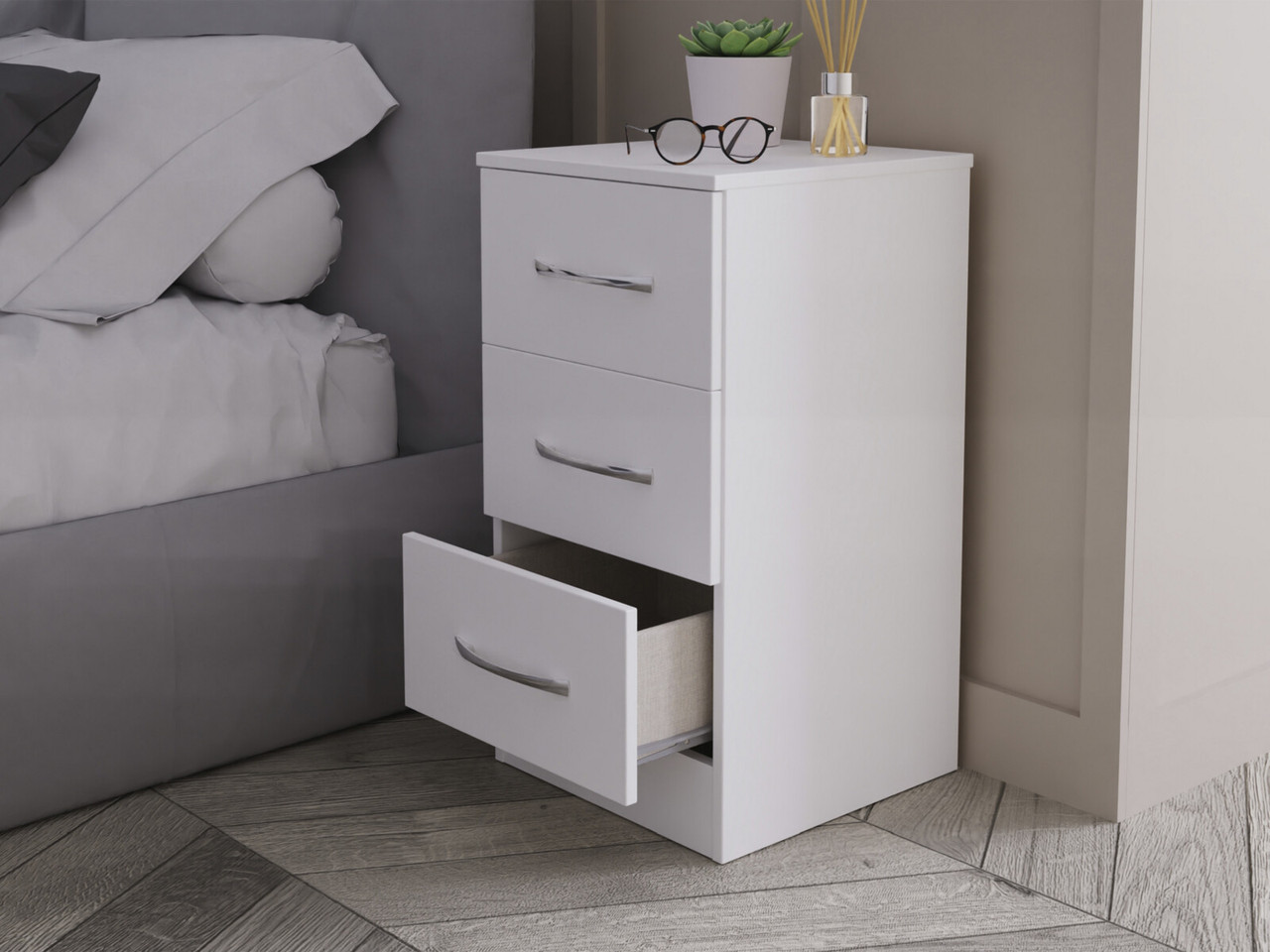 Ferrara 3 Drawer Bedside Cabinet 3 Drawers White