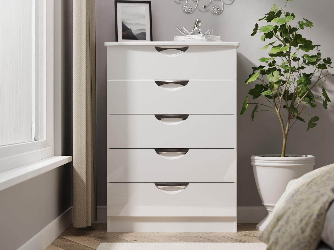 Merton 5 Drawer Chest Of Drawers 5 Drawers White