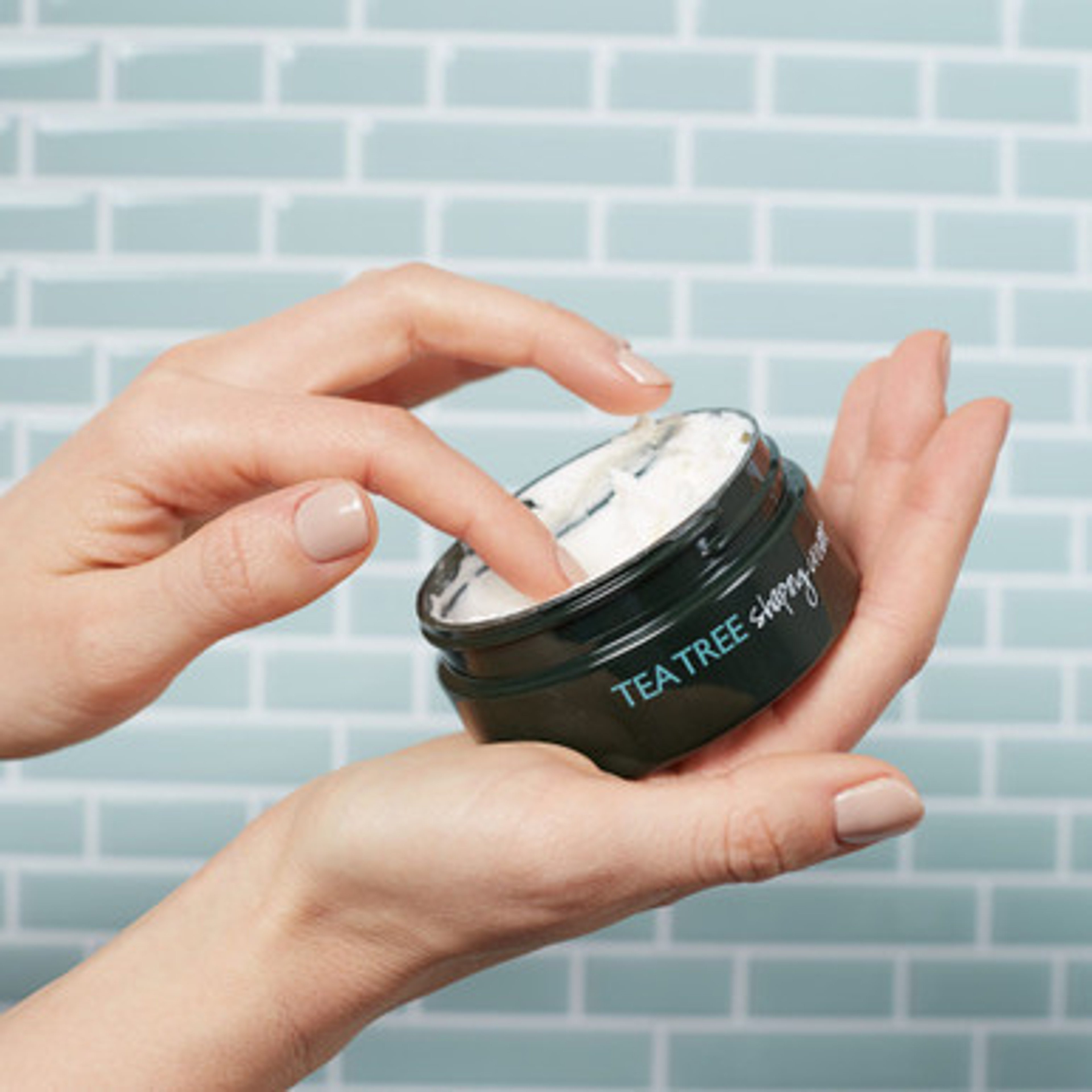 Detox Foaming Scrub 192 ml
