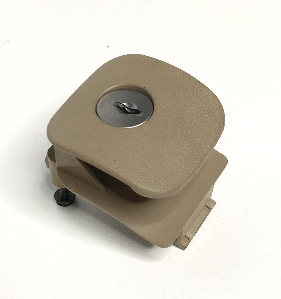 1998 2004 C5 Corvette Glove Box Lock Oak 67I OEM 10328824