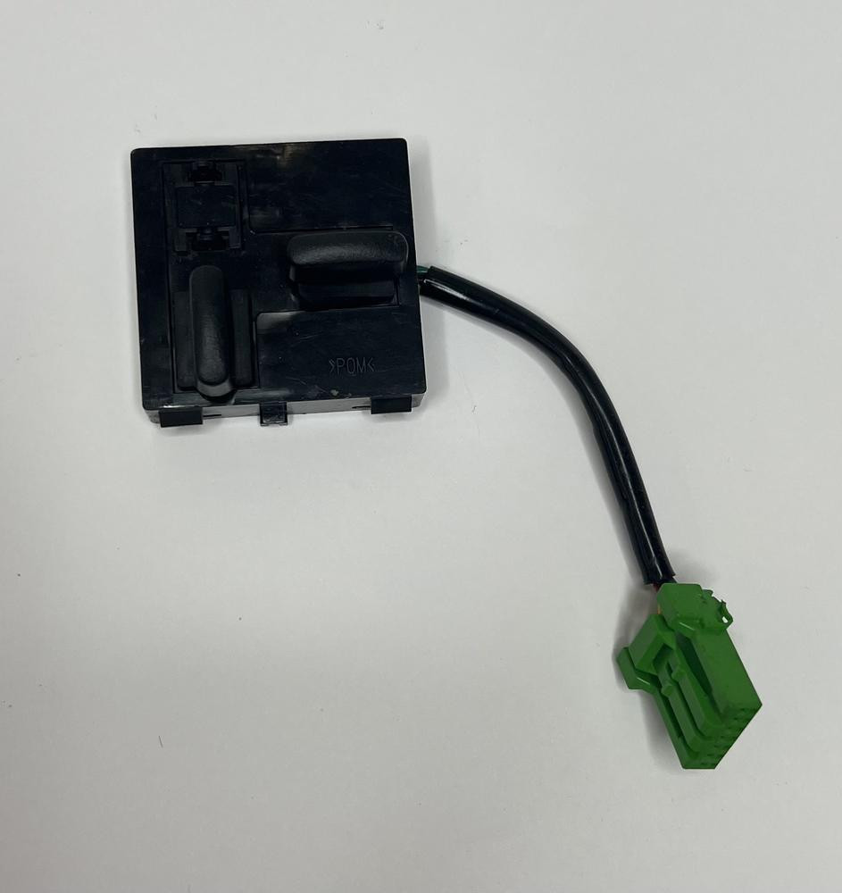 2005 - 2013 C6 Corvette Drivers Side Lumbar Switch OEM 10315844