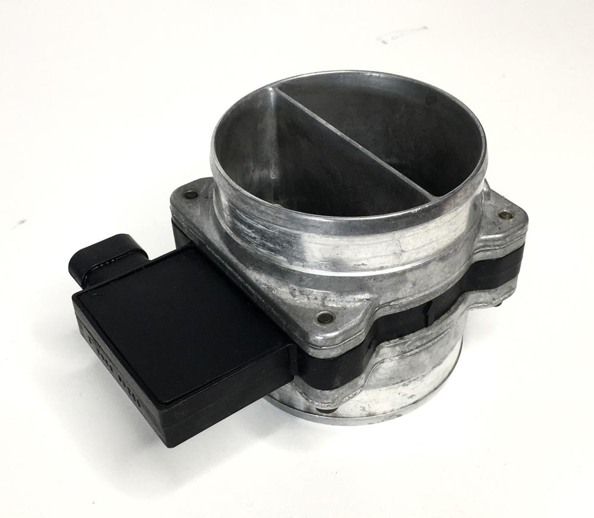 2001 2004 C5 Corvette Mass Air Flow Sensor OEM 25168491