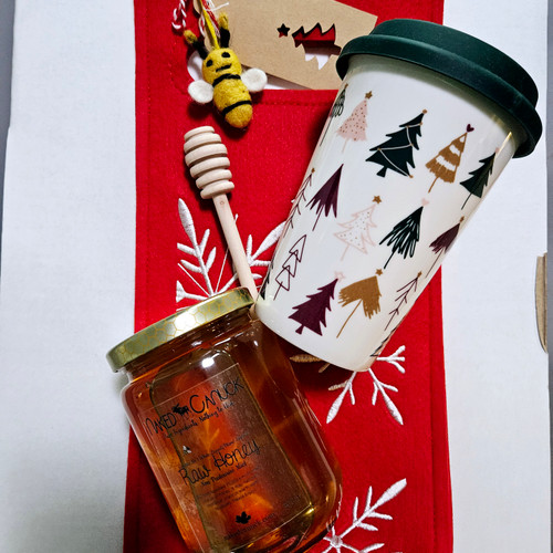 Traveling Bee Gift Set