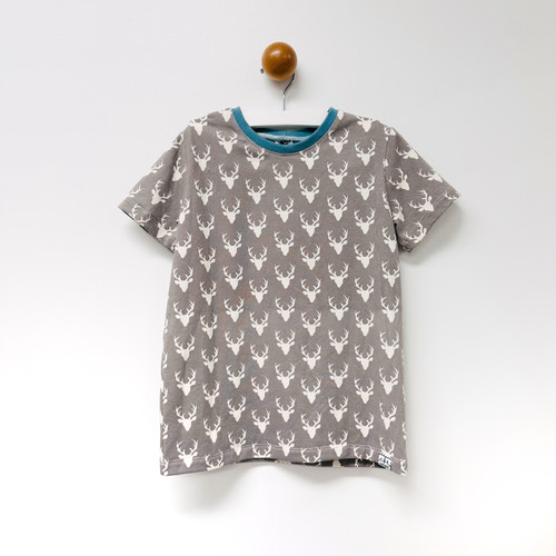 Classic Tee - Bucks in Grey