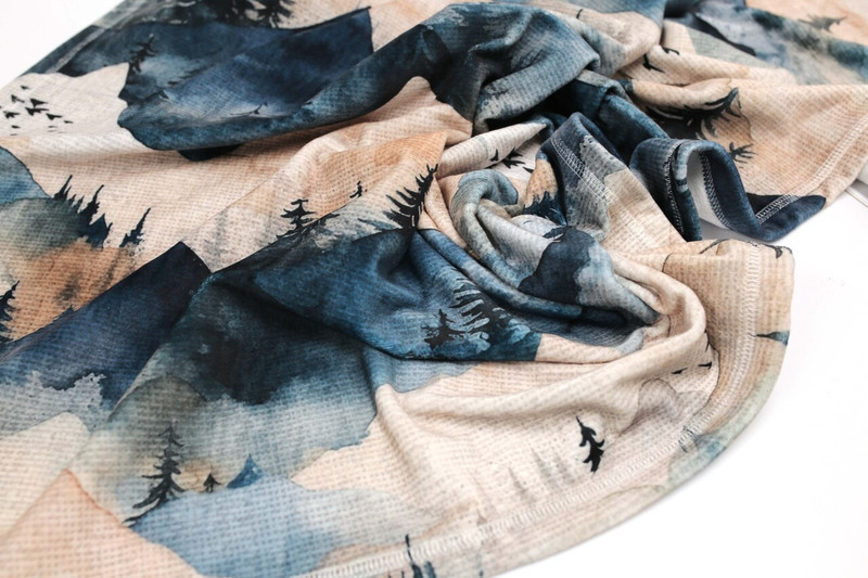 Cuddle Blanket - Misty Mountains